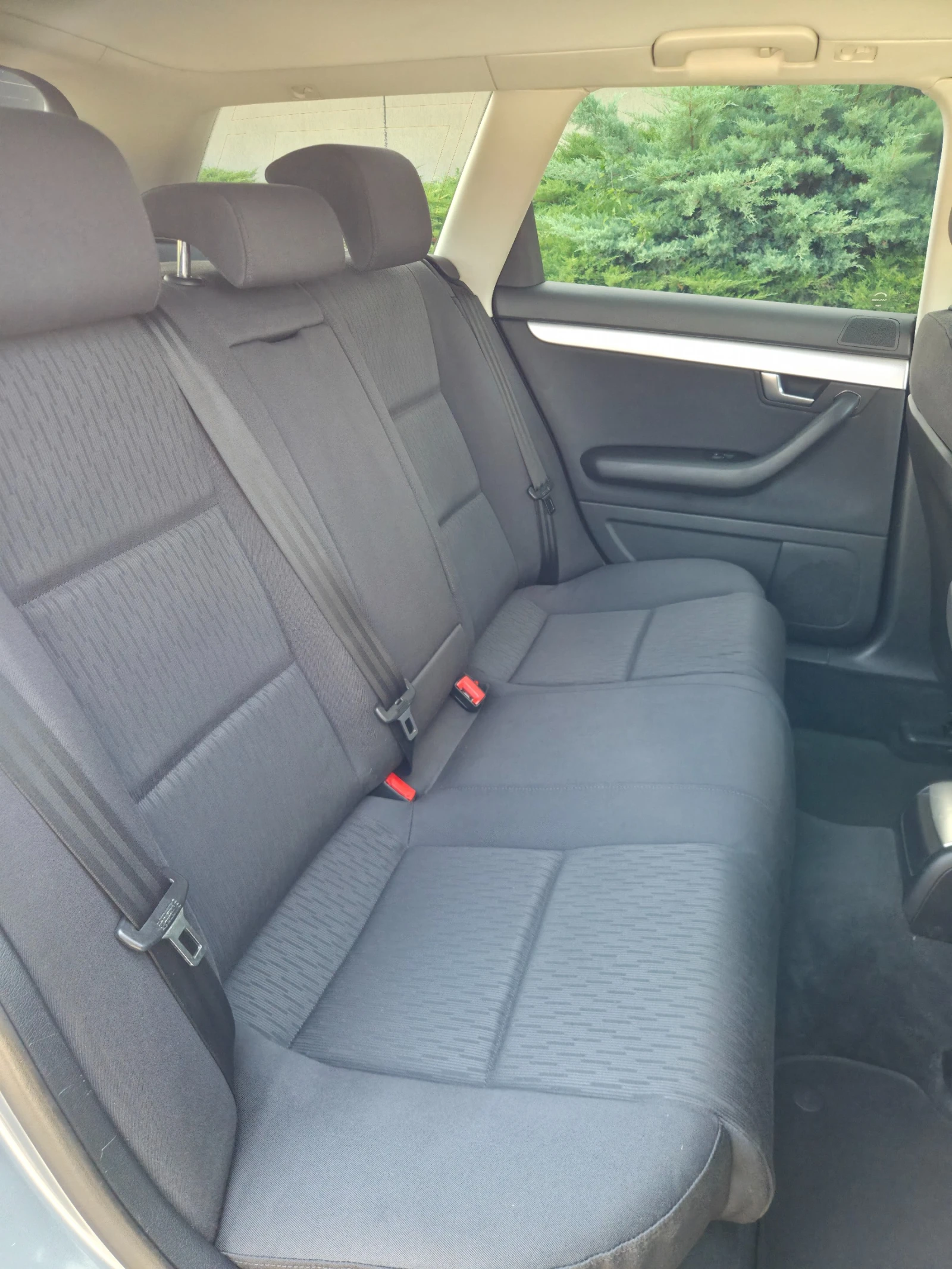 Audi A4 2.0TDI 140к.с. 6 скорости* ОТЛИЧНО, снимка 8 - Автомобили и джипове - 55894392