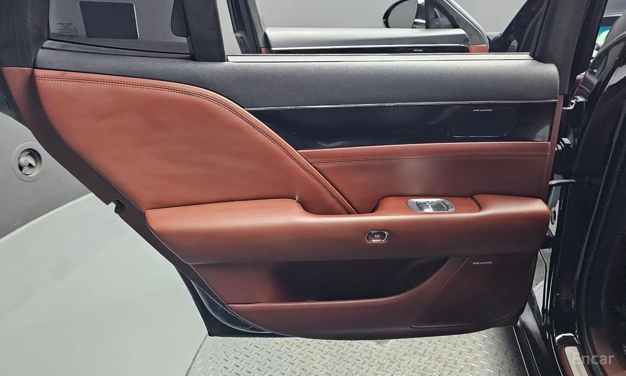 Genesis G90 AWD* ОБДУХ* ПАНО* 360, снимка 15 - Автомобили и джипове - 55905515
