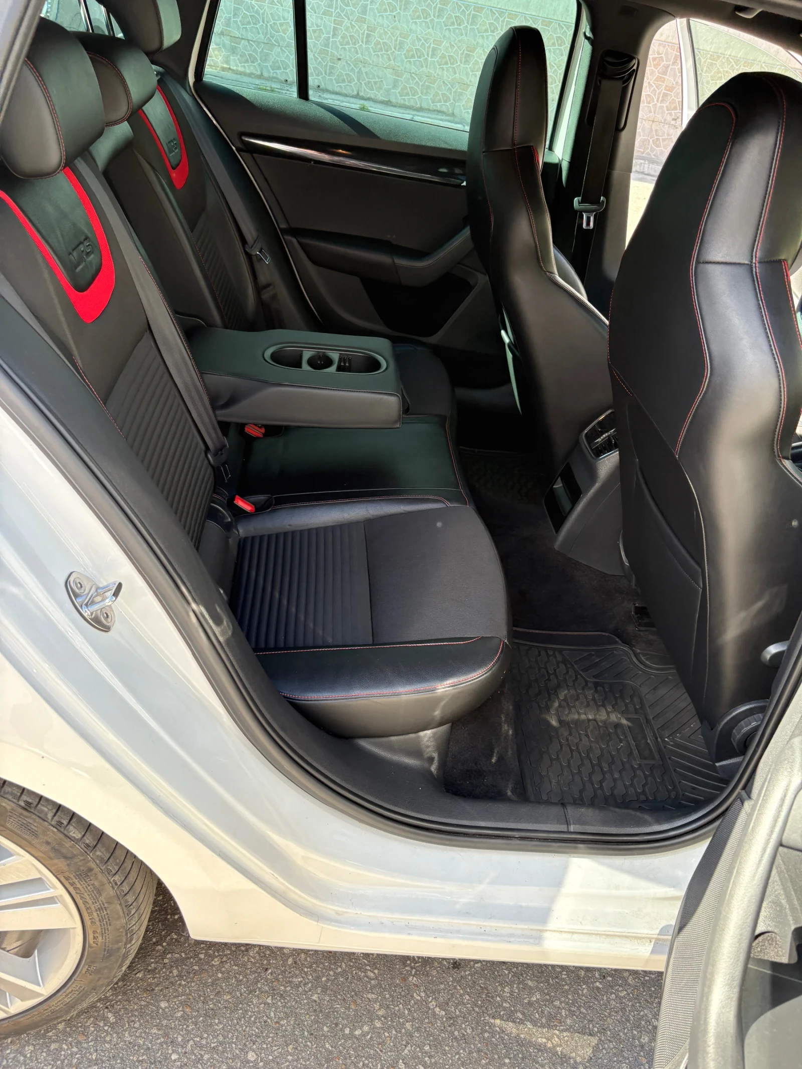 Skoda Octavia 2.0 TDI  VRS, снимка 5 - Автомобили и джипове - 55958562