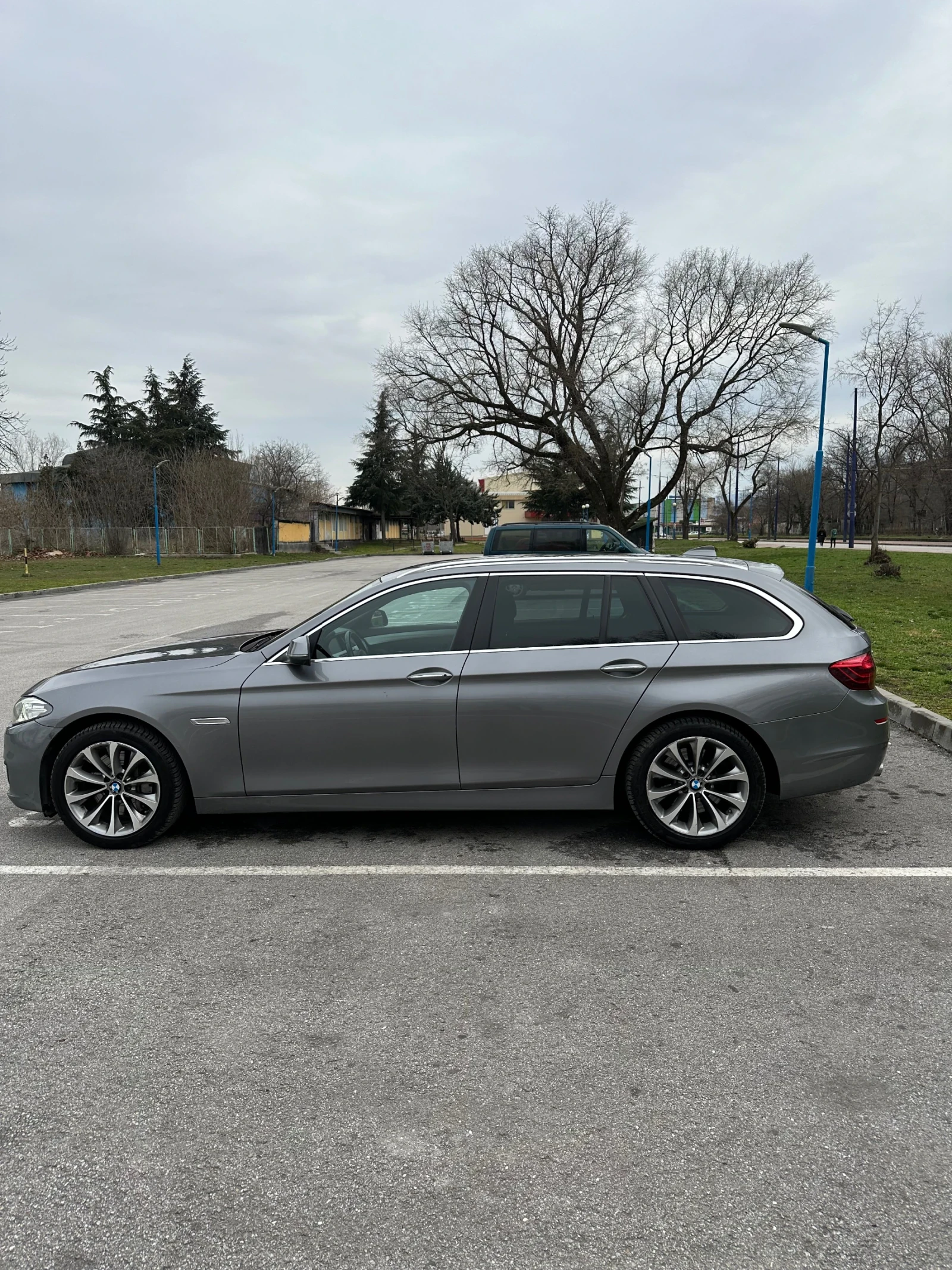 BMW 530 xDrive, снимка 4 - Автомобили и джипове - 56233406