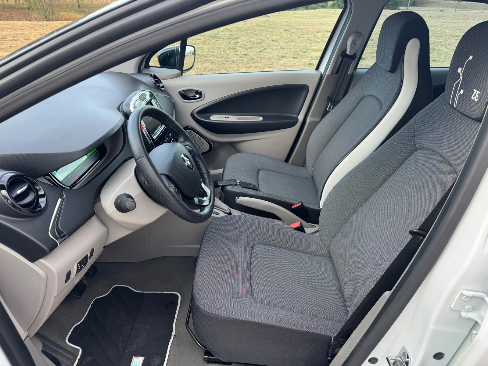 Renault Zoe Top Nova 25KW, снимка 15 - Автомобили и джипове - 56300528