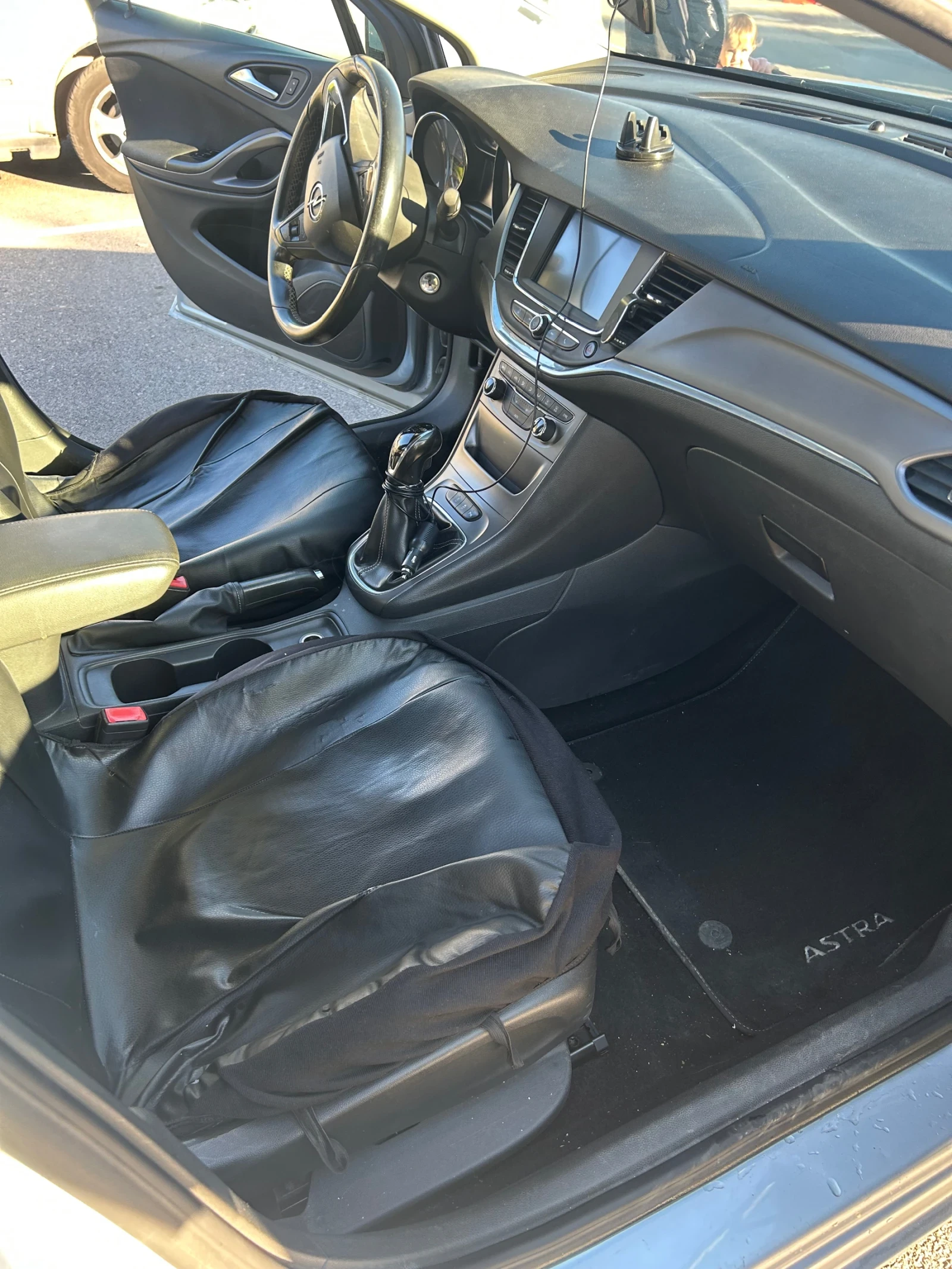 Opel Astra, снимка 6 - Автомобили и джипове - 56639974