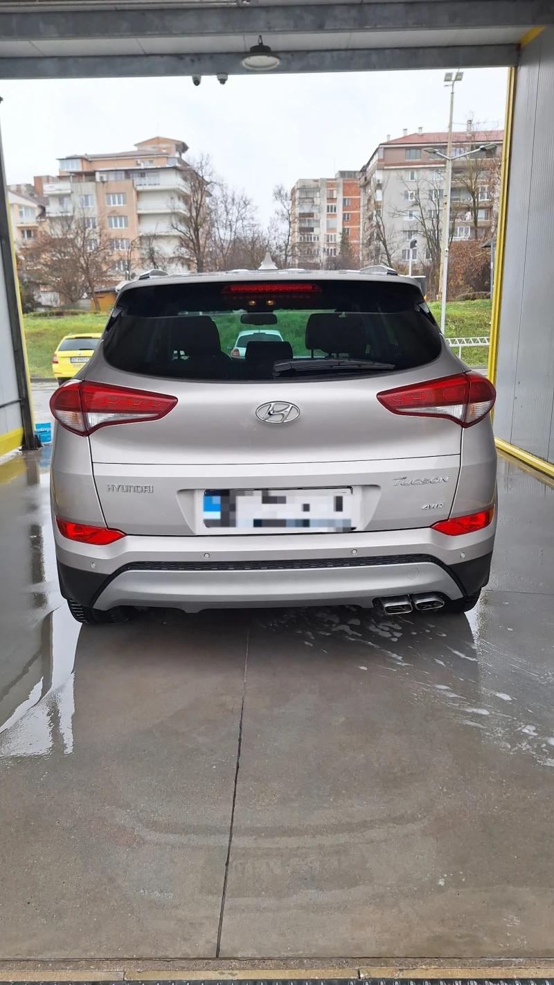 Hyundai Tucson, снимка 5 - Автомобили и джипове - 48174087