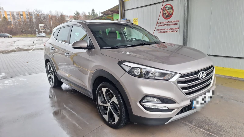 Hyundai Tucson, снимка 8 - Автомобили и джипове - 48174087