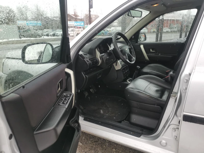 Land Rover Freelander 2.0 дизел , снимка 6 - Автомобили и джипове - 48460871