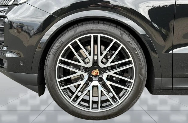 Porsche Cayenne S E-Hybrid = Black Pack = Гаранция, снимка 4 - Автомобили и джипове - 53523742