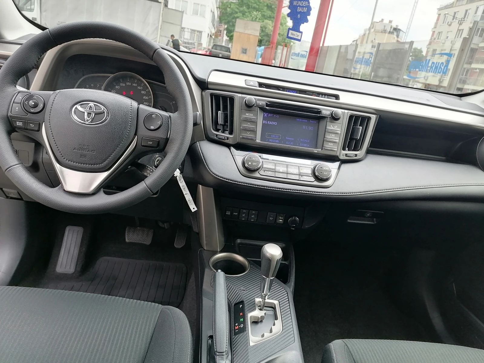 Toyota Rav4 2.0i 4x4 - изображение 10