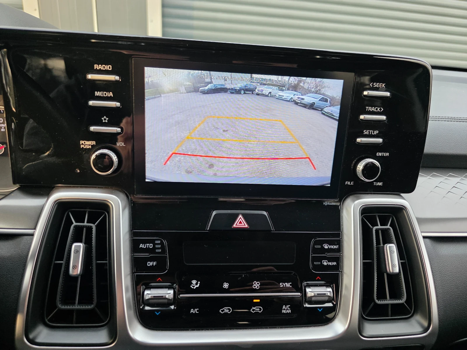 Kia Sorento X-line 2.5TURBO 4х4 281KS 52000km , снимка 9 - Автомобили и джипове - 53774212