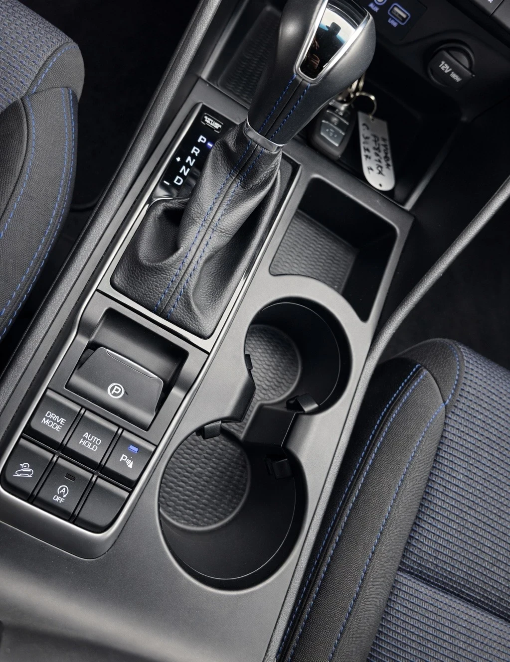 Hyundai Tucson 1.7 CRDI::1 СОБСТВЕНИК::КАМЕРА::140 000 КМ::, снимка 10 - Автомобили и джипове - 53931093