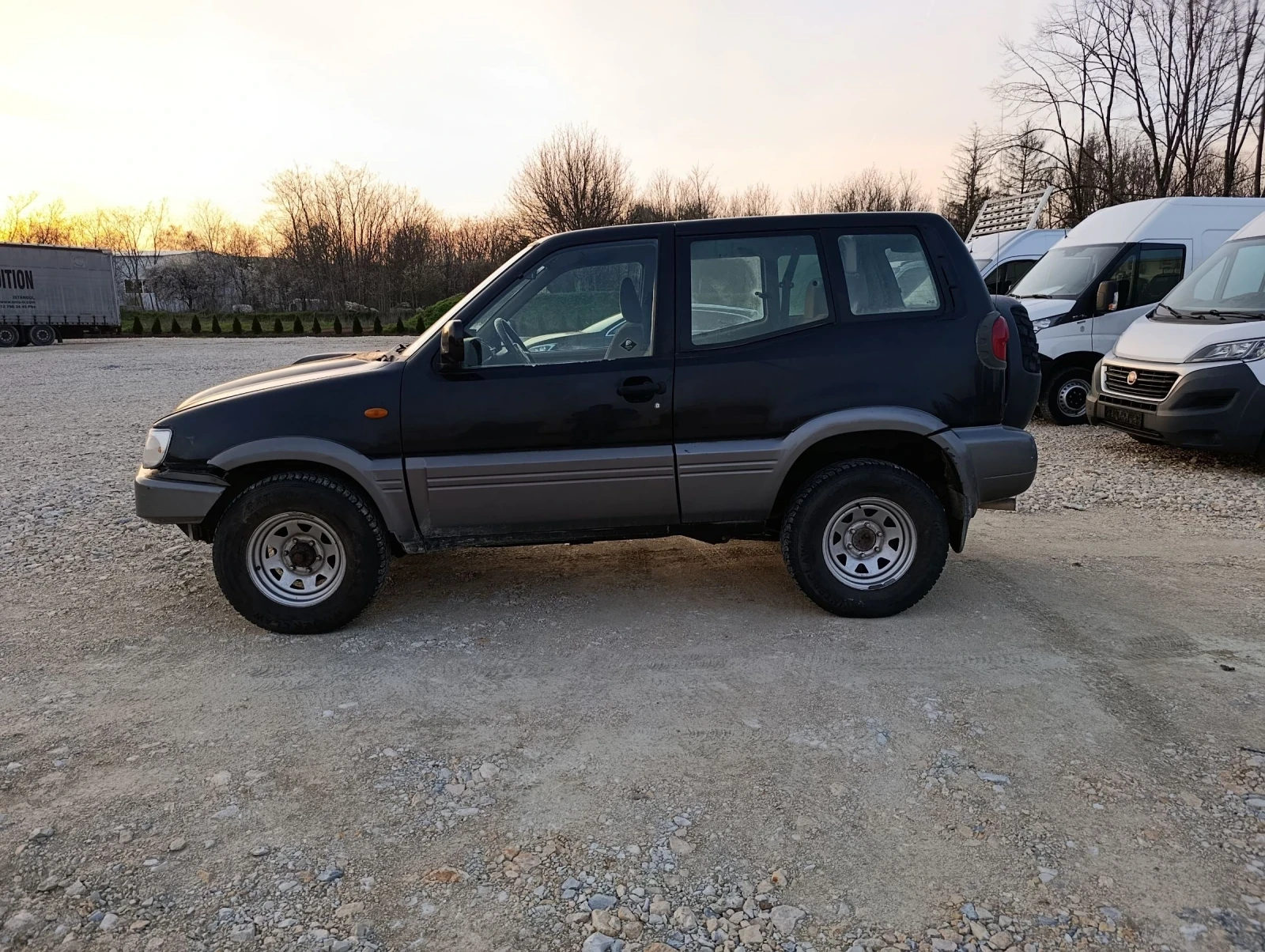Nissan Terrano 3.0 ИТАЛИЯ, снимка 3 - Автомобили и джипове - 53989227