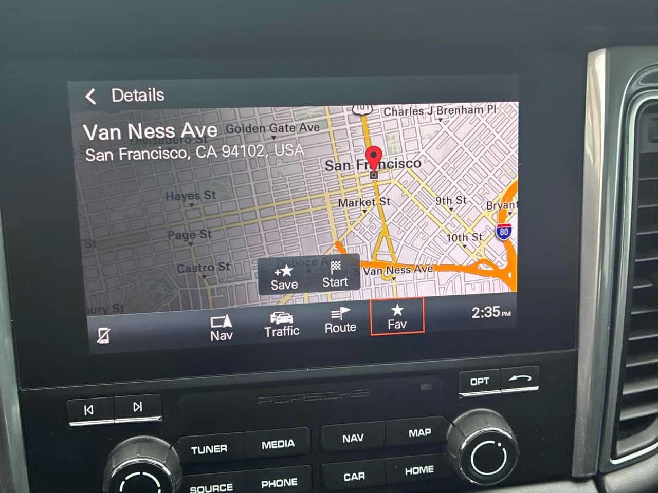 Porsche Macan * GTS * CARFAX * ЦЕНА ДО БГ, снимка 16 - Автомобили и джипове - 54115026