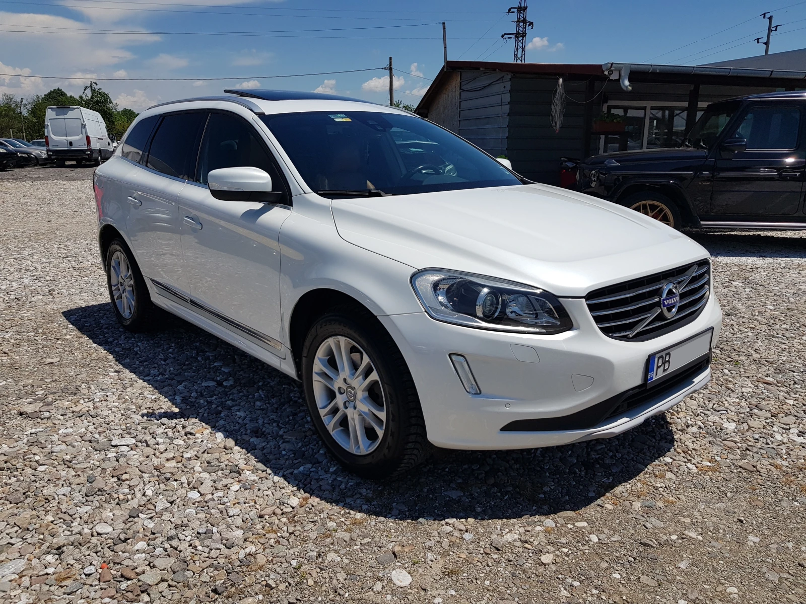 Volvo XC60 2.4-220 к.с. D5 AWD/INSCRIPTION /07/2016г. EURO 6B, снимка 3 - Автомобили и джипове - 54834791