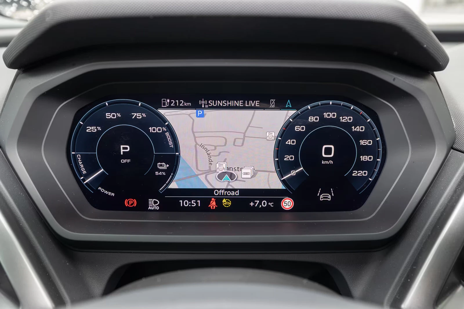 Audi Q4 E-TRON 50/299HP/S-LINE/QUATTRO/MATRIX/CAM/LED/560q | Mobile.bg � ����������� 7