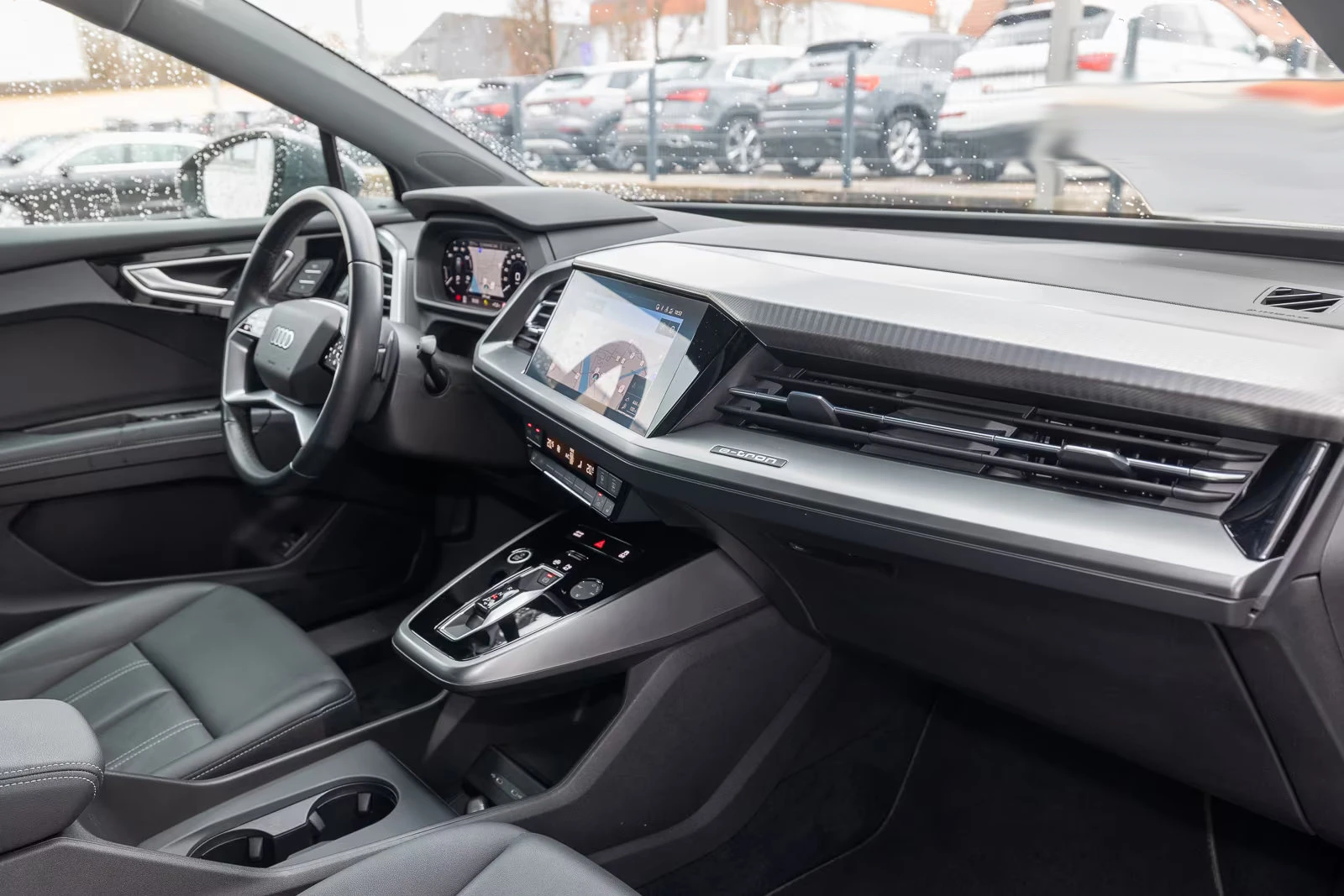 Audi Q4 E-TRON 50/299HP/S-LINE/QUATTRO/MATRIX/CAM/LED/560q | Mobile.bg � ����������� 10