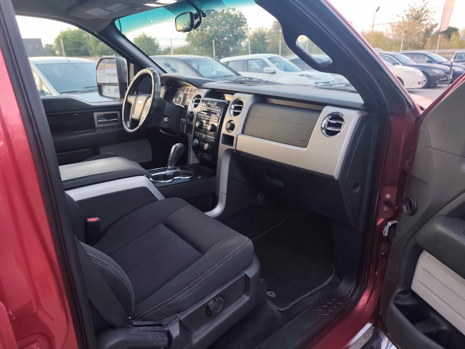 Ford F150, снимка 11 - Автомобили и джипове - 56061665