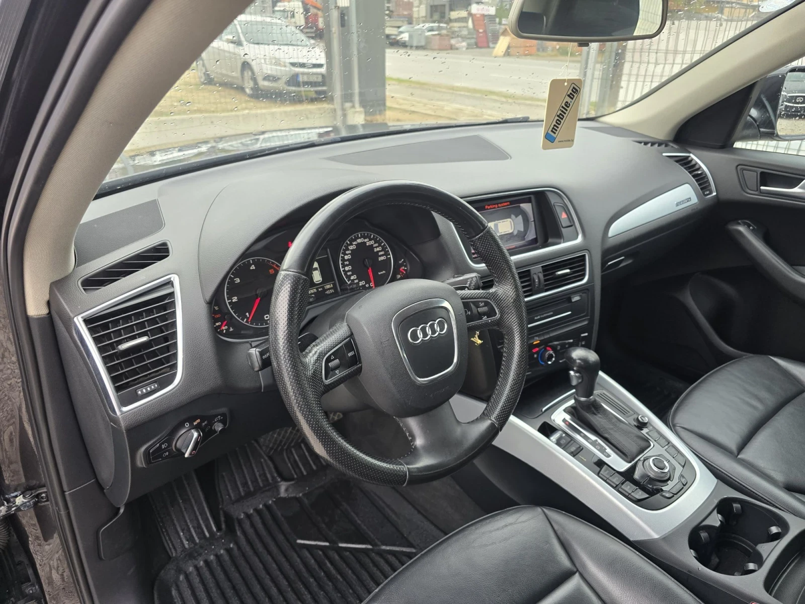 Audi Q5 2.0 TDI  170 kc QUATTRO, снимка 8 - Автомобили и джипове - 56745256