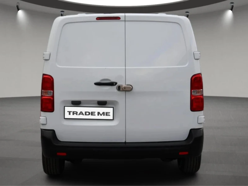 Citroen Jumpy L2/136 kc/50kWh БАТЕРИЯ/ТОП СЪСТОЯНИЕ/НОВИ ГУМИ, снимка 8 - Бусове и автобуси - 52913231