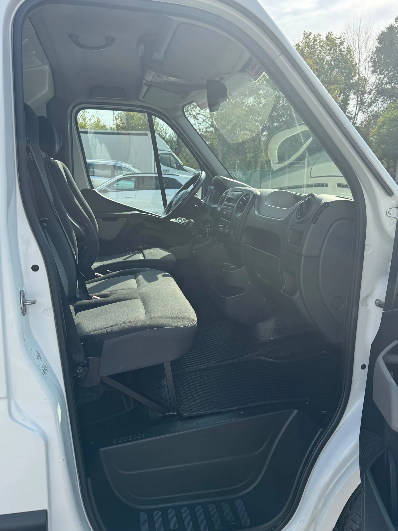 Renault Master 2, 3 L3/H2 Клима, навигация, снимка 11 - Бусове и автобуси - 55960639
