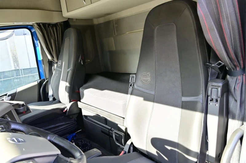 Volvo Fh 460, снимка 9 - Камиони - 52322503