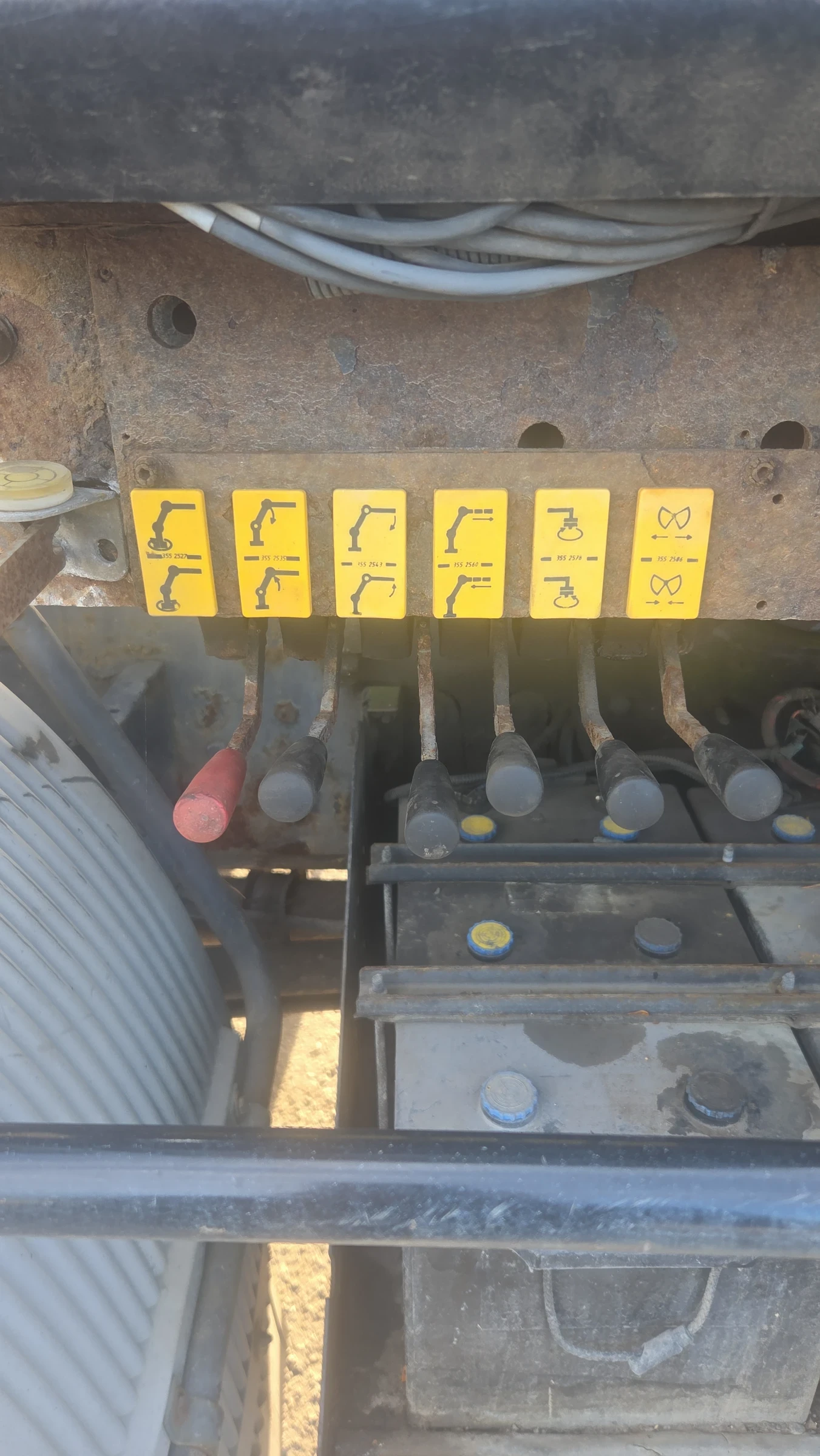 Volvo Fl  - изображение 5