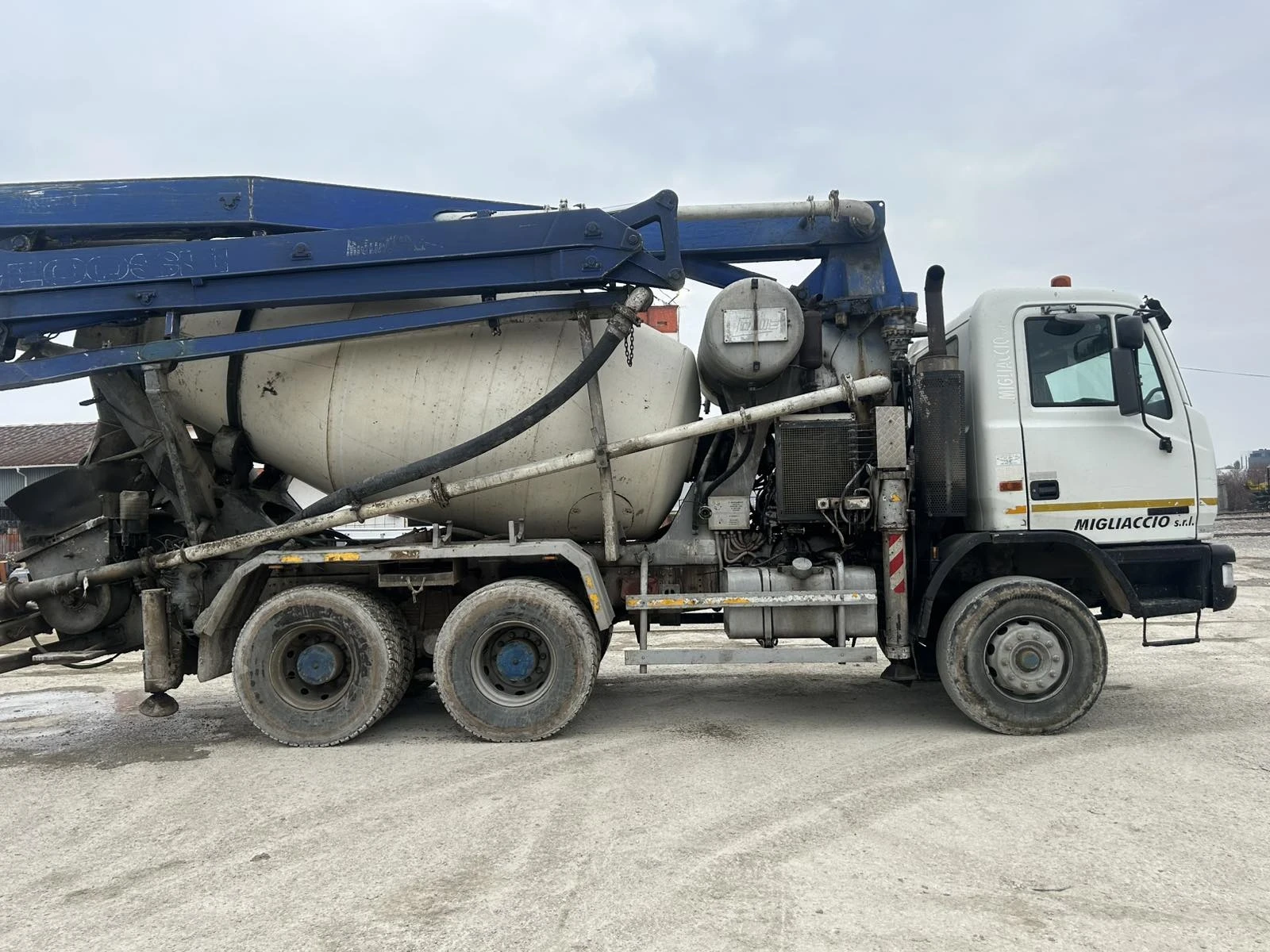 Бетон помпа Друга марка, снимка 3 - Индустриална техника - 54066914