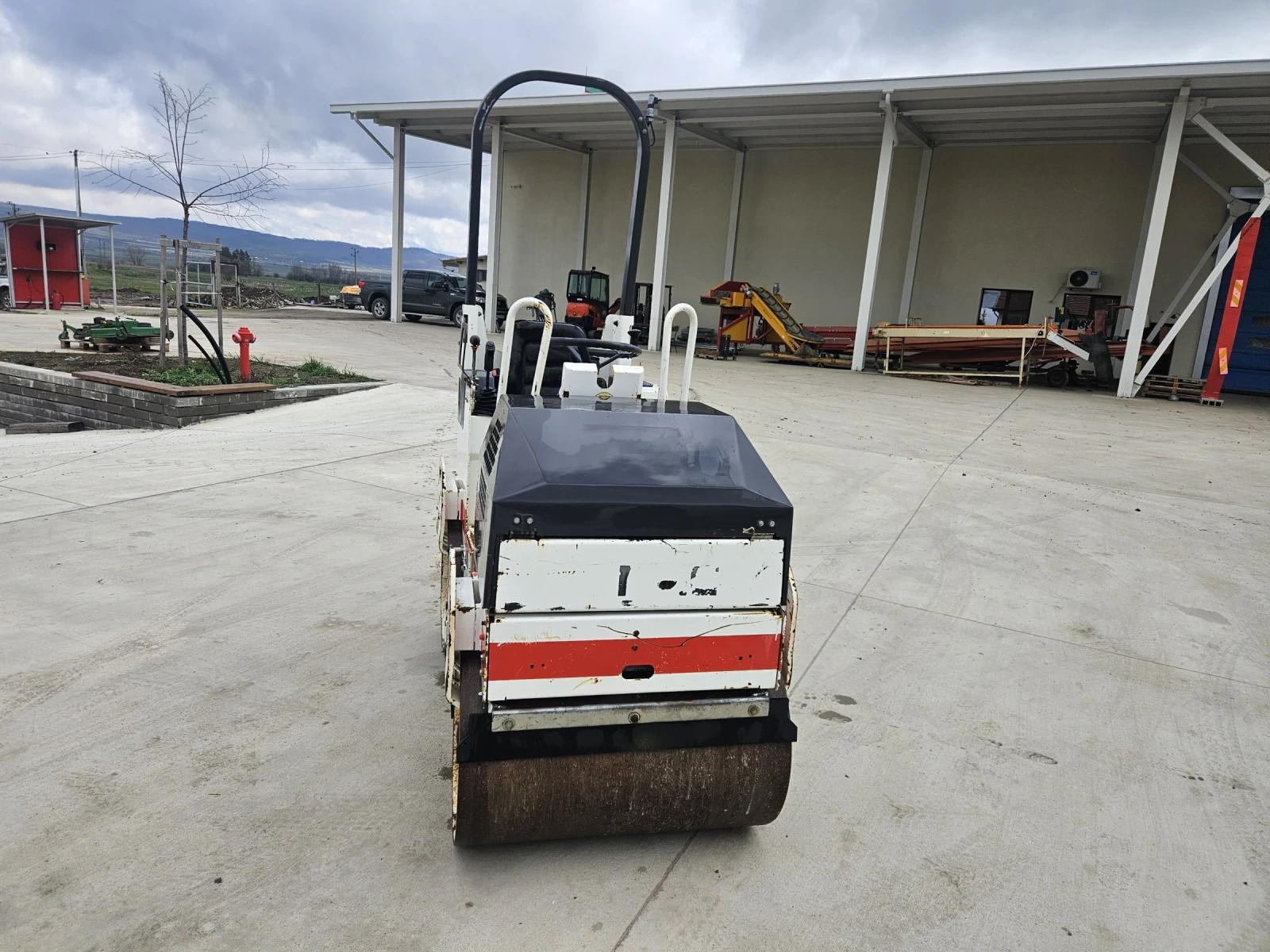 Валяк BOMAG BW 90, снимка 4 - Индустриална техника - 54090750