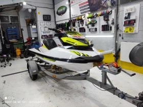 ����� �� �������� �� ���� Bombardier Sea Doo RXP-300