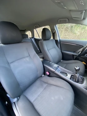 Toyota Avensis 2.0D4D 6ск, снимка 7