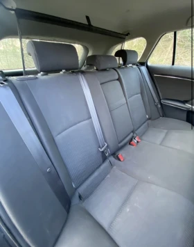 Toyota Avensis 2.0D4D 6ск, снимка 10