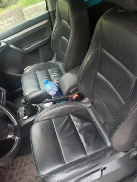 VW Touran 1.9tdi 105кс 6скорости, снимка 12