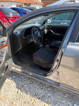 Toyota Avensis 2.0 D-4D, снимка 8