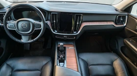 Volvo S60 4X4/250КС/FULL LED/НАВИГАЦИЯ/ПАНОРАМА/КОЖА/360 КАМ, снимка 9