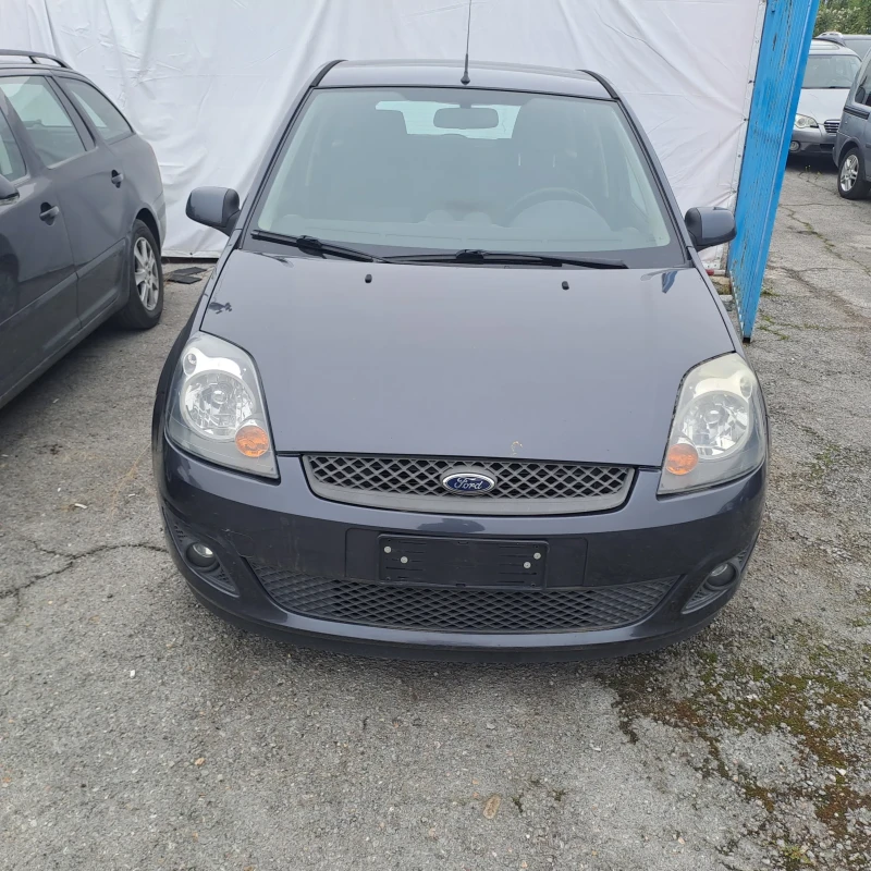 Ford Fiesta 1.4 дизел, снимка 15 - Автомобили и джипове - 47373024