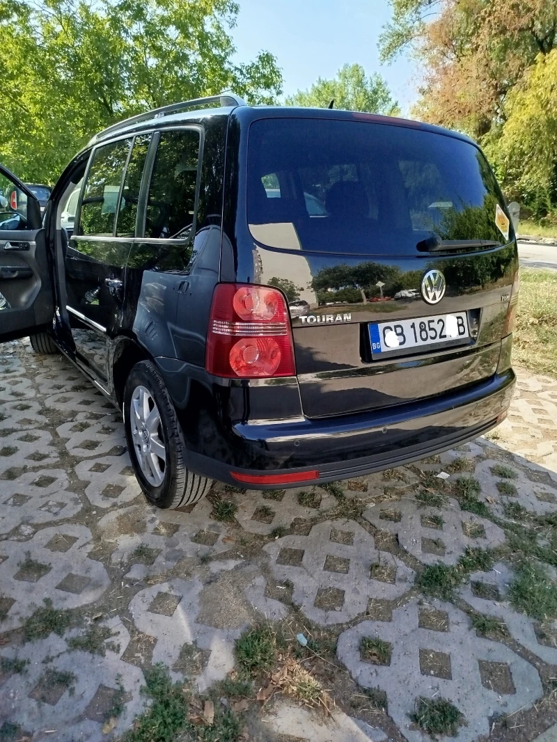 VW Touran 1.9tdi 105кс 6скорости, снимка 4 - Автомобили и джипове - 51058663