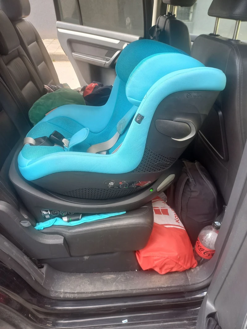 VW Touran 1.9tdi 105кс 6скорости, снимка 14 - Автомобили и джипове - 51058663