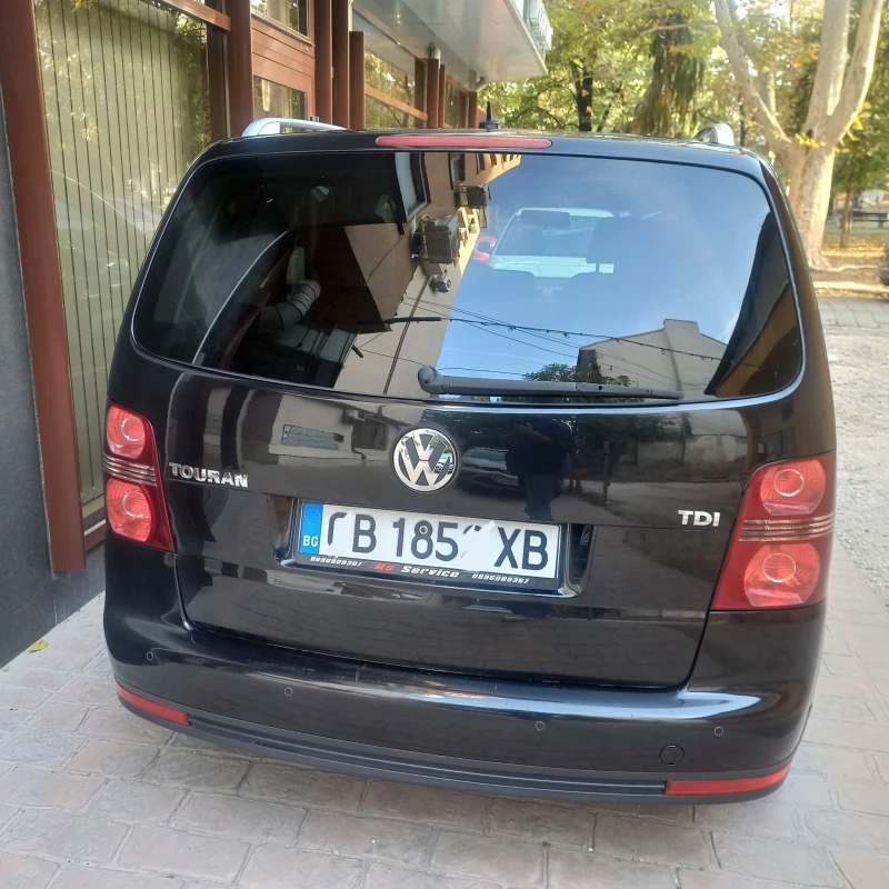 VW Touran 1.9tdi 105кс 6скорости, снимка 8 - Автомобили и джипове - 51058663