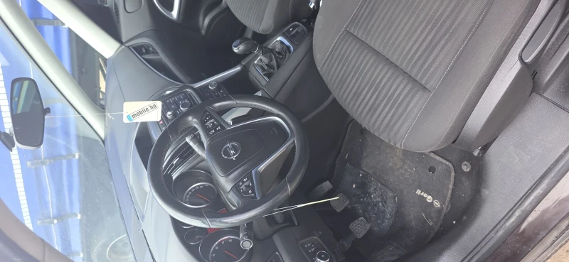 Opel Zafira 1.6 Турбо Метан.на части , снимка 4 - Автомобили и джипове - 51019725