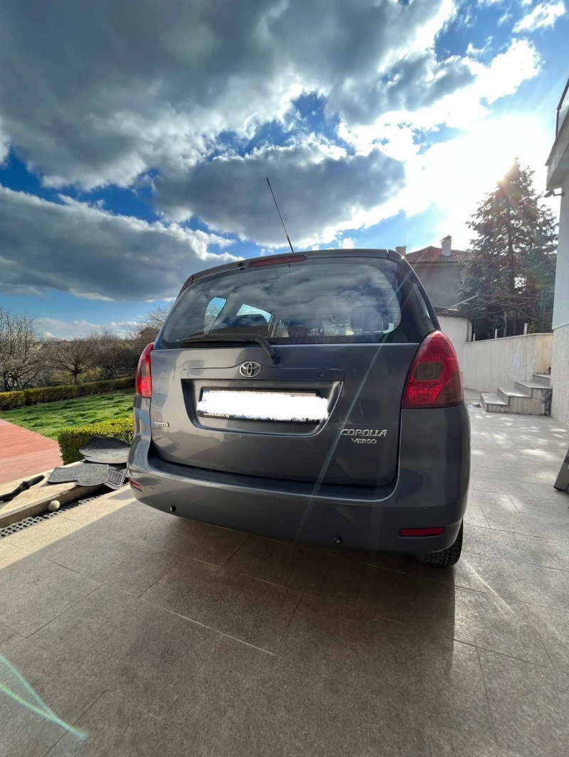 Toyota Corolla verso, снимка 4 - Автомобили и джипове - 52414701