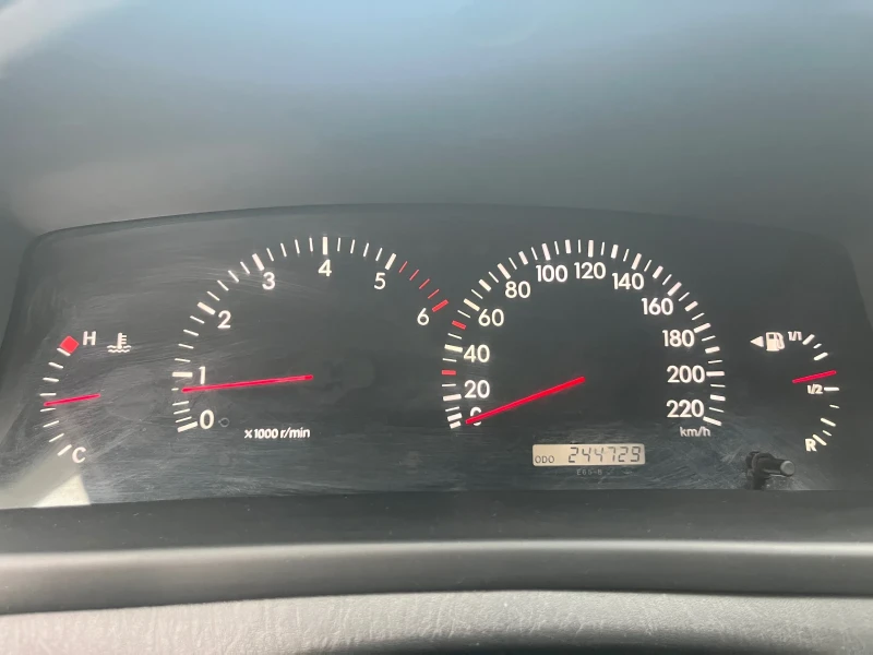 Toyota Corolla verso, снимка 13 - Автомобили и джипове - 52414701