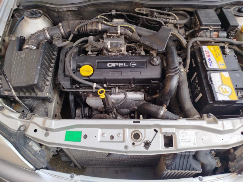 Opel Astra Седан