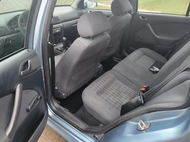 Skoda Octavia 1.9 TDI, снимка 9 - Автомобили и джипове - 52877435