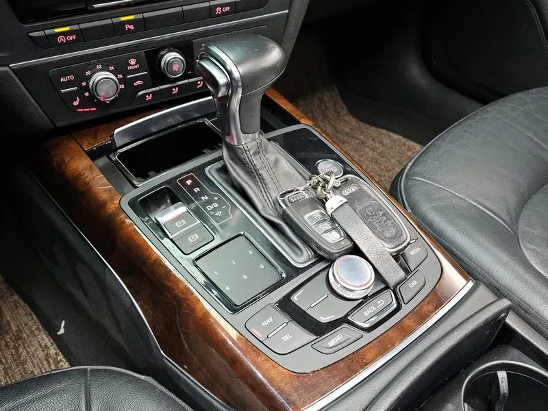 Audi A6 3.0 Tdi Quattro C7, снимка 9 - Автомобили и джипове - 53686239