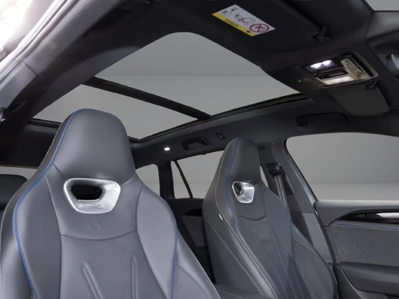 VW Passat Variant 2.0 TSI 4Motion = R-Line = Гаранция, снимка 9 - Автомобили и джипове - 54158037