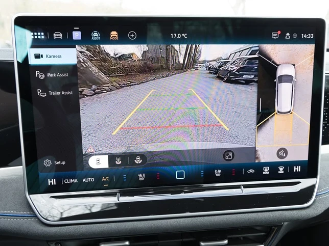 VW Passat Variant 2.0 TSI 4Motion = R-Line = Гаранция, снимка 7 - Автомобили и джипове - 54158037