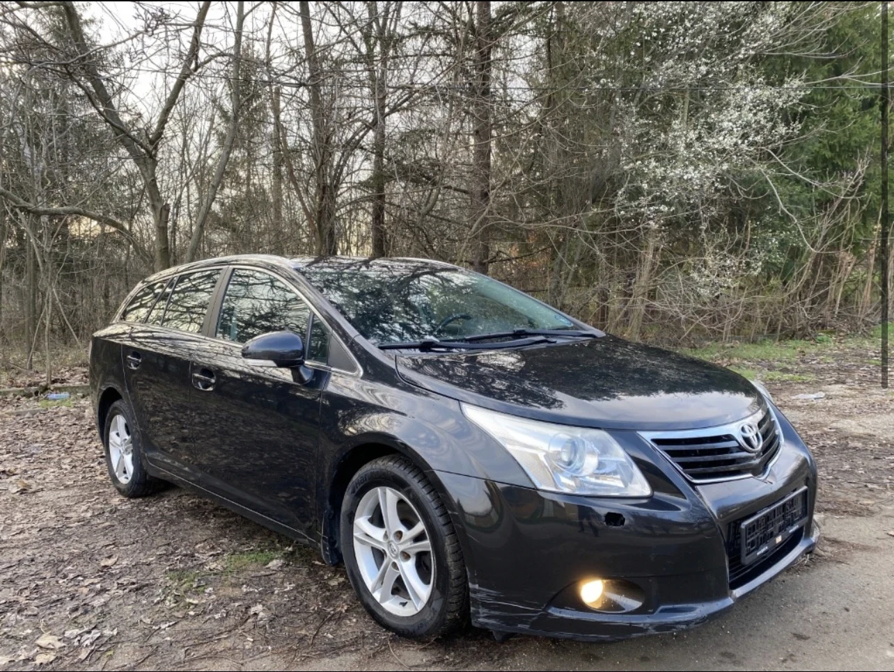 Toyota Avensis 2.0D4D 6ск - изображение 3