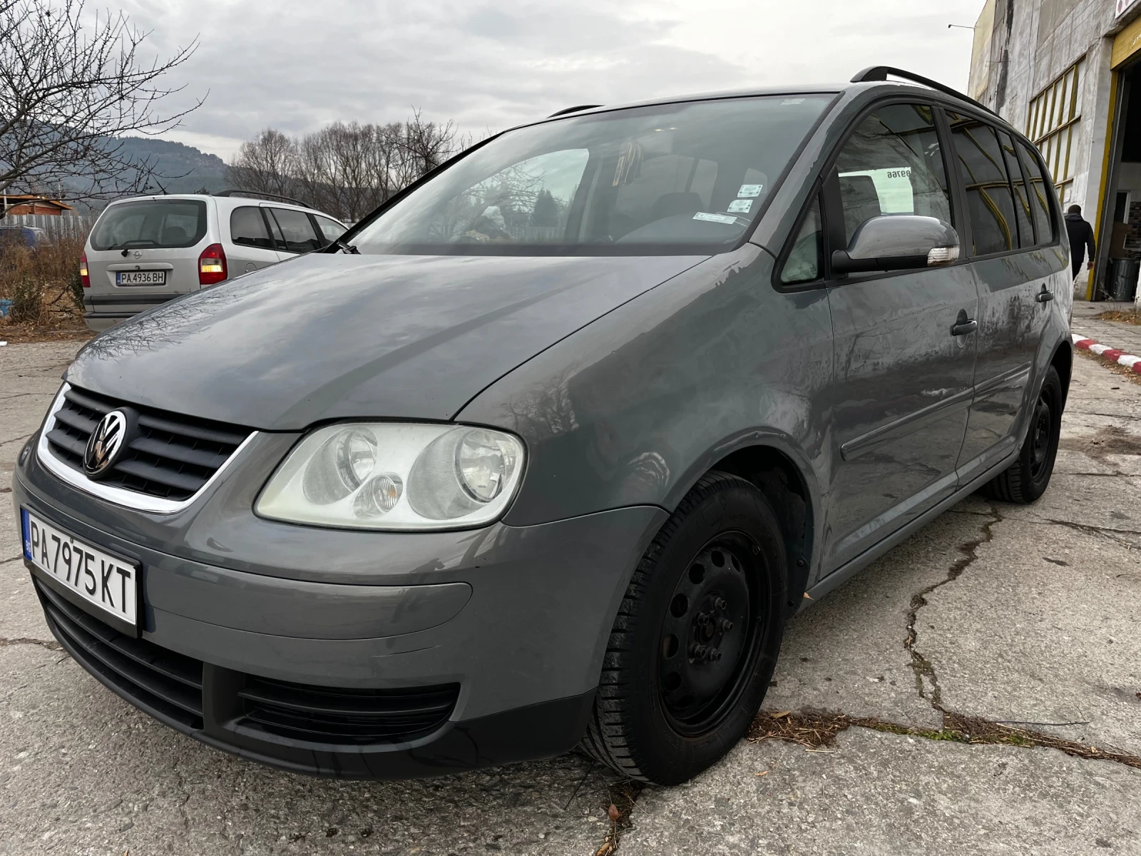 VW Touran 1.9 - изображение 2