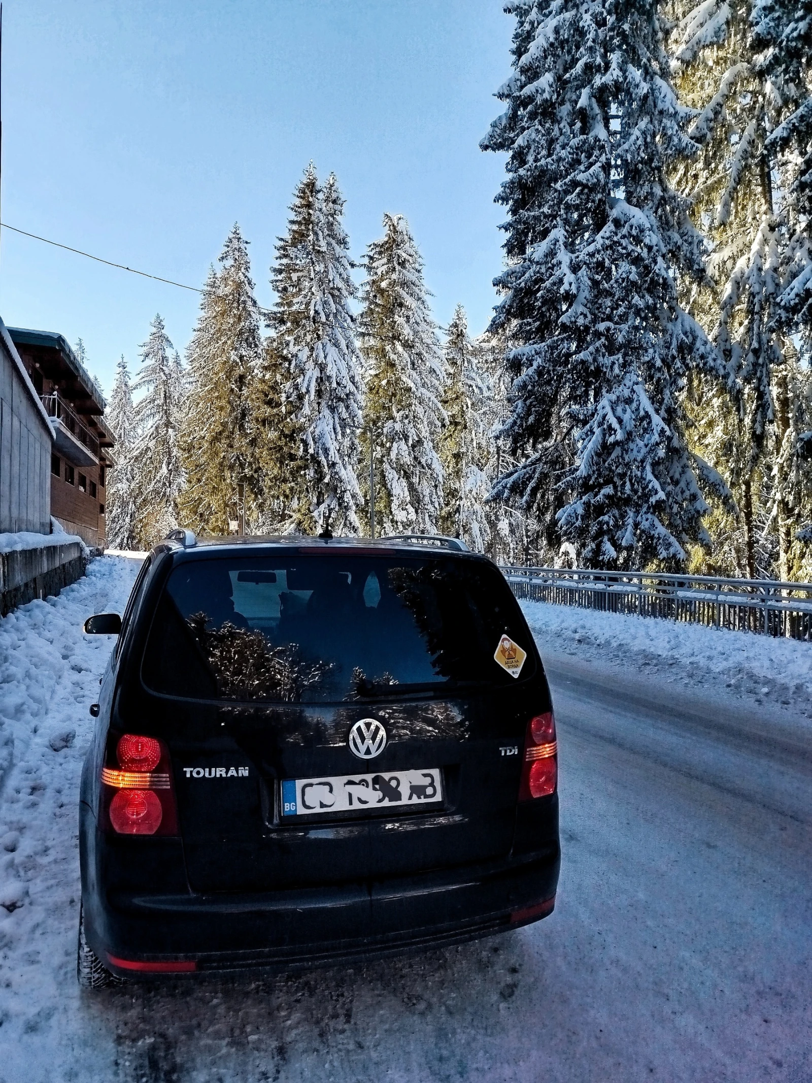 VW Touran 1.9tdi 105кс 6скорости, снимка 17 - Автомобили и джипове - 51058663