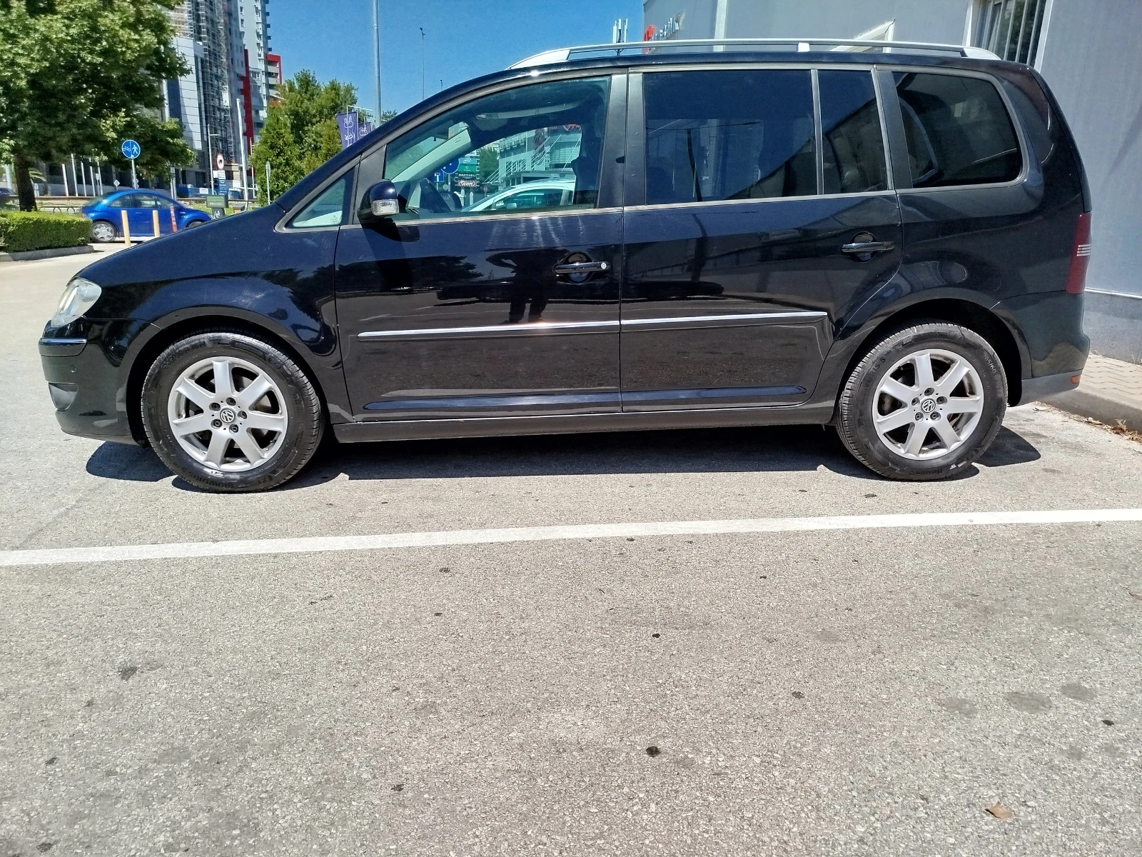 VW Touran 1.9tdi 105кс - изображение 7