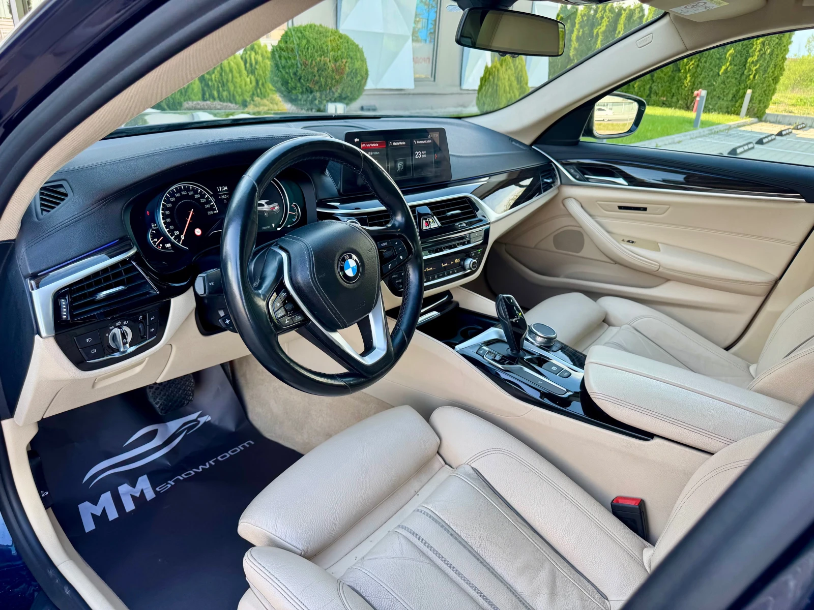 BMW 530 M-ПАКЕТ-XDRIVE-DISTRONIC-КАМЕРА-ПАМЕТ-ДИГИТАЛНО- - изображение 9