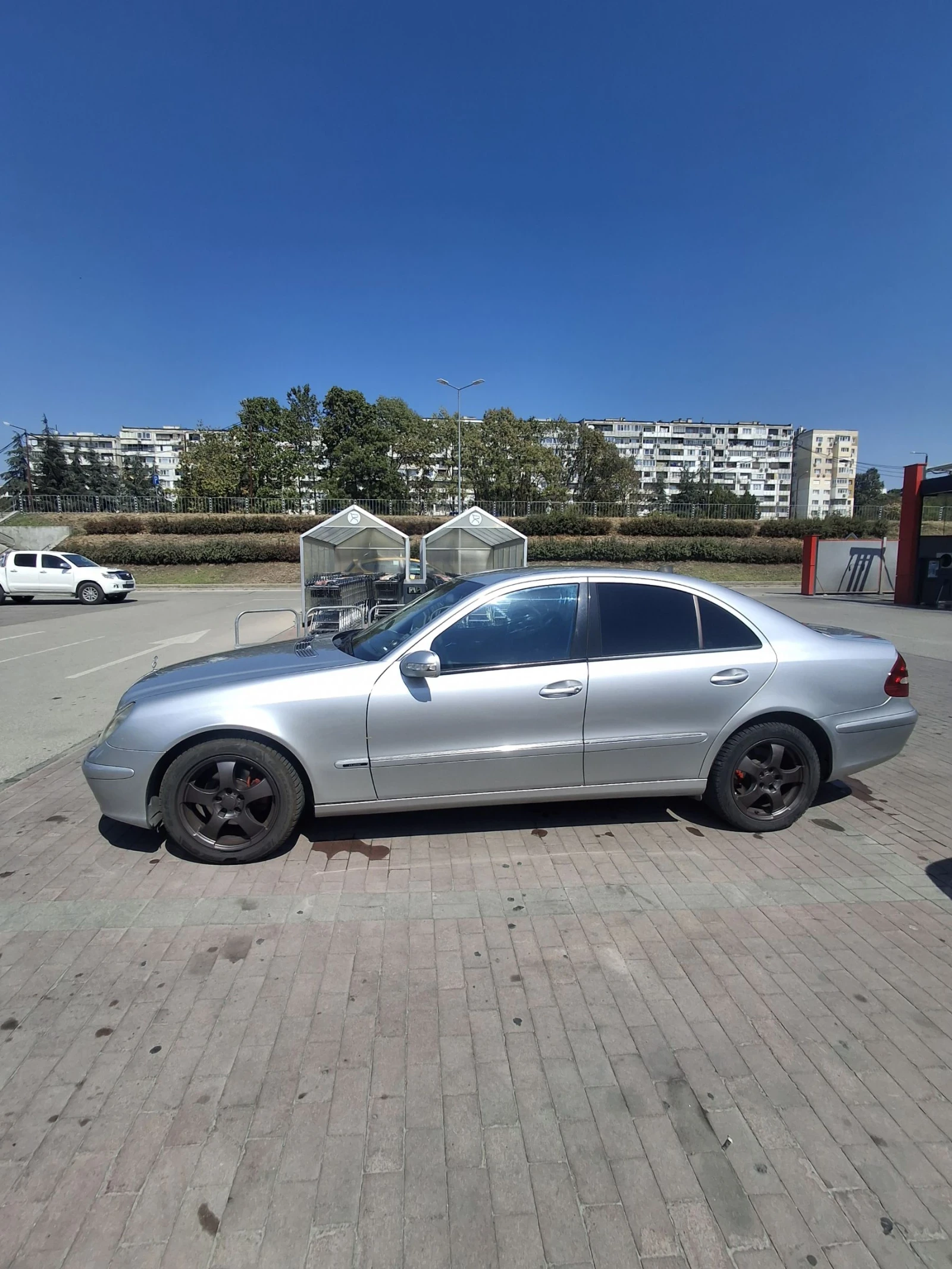 Mercedes-Benz E 240 2.6 бензин -газ - изображение 3